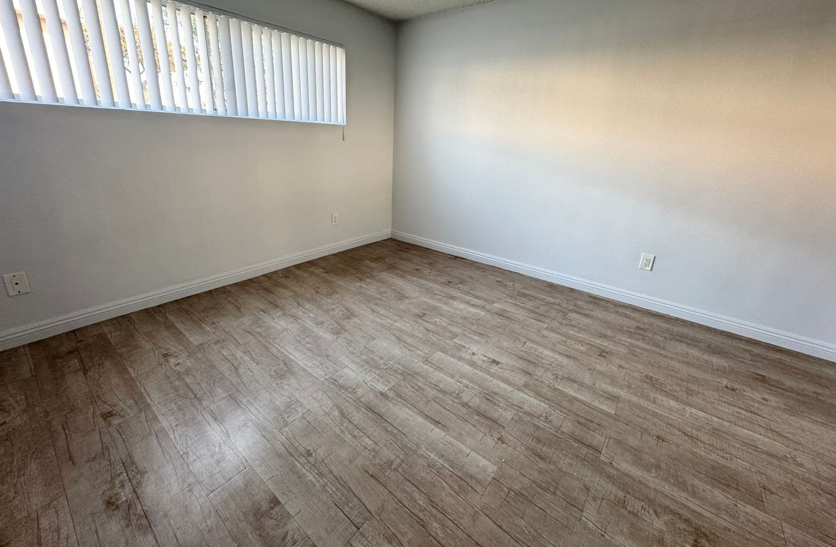Bellflower Apartment: 16275 Woodruff Avenue