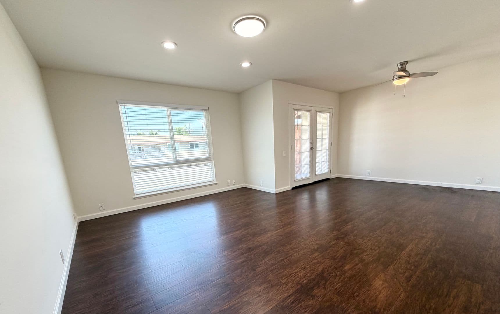 Garden Grove Apartment: 8911-8923 Mays Ave