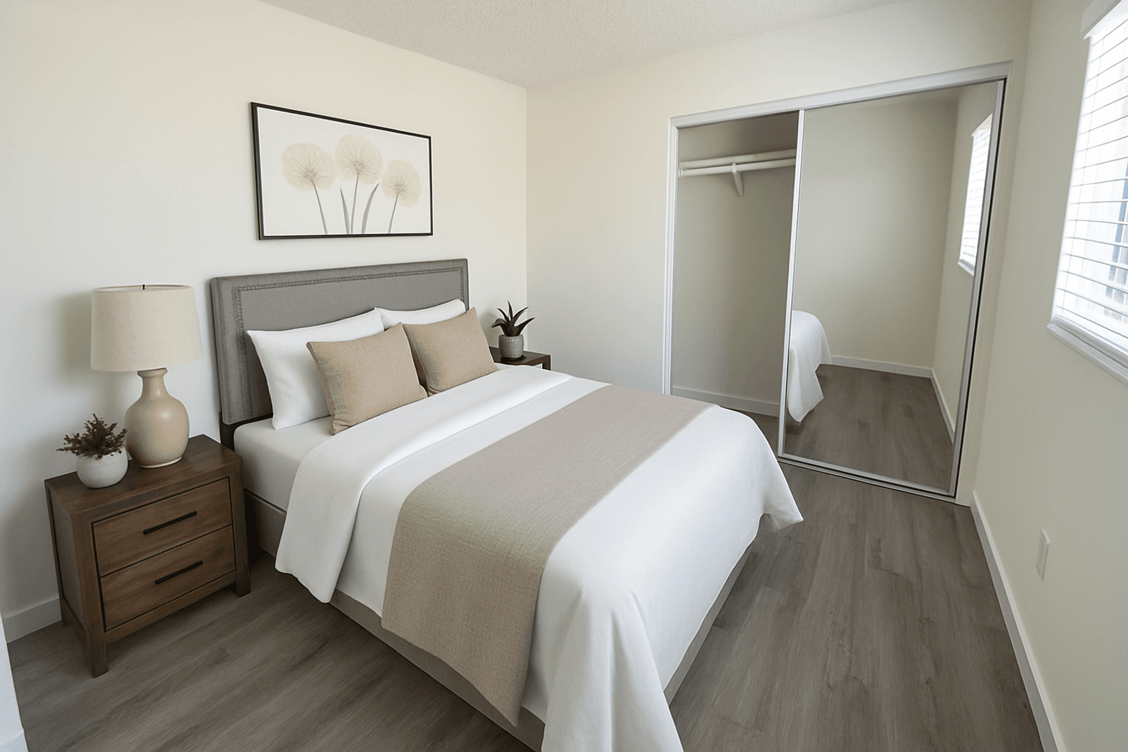 Fullerton Apartment: 717 N Carhart Ave