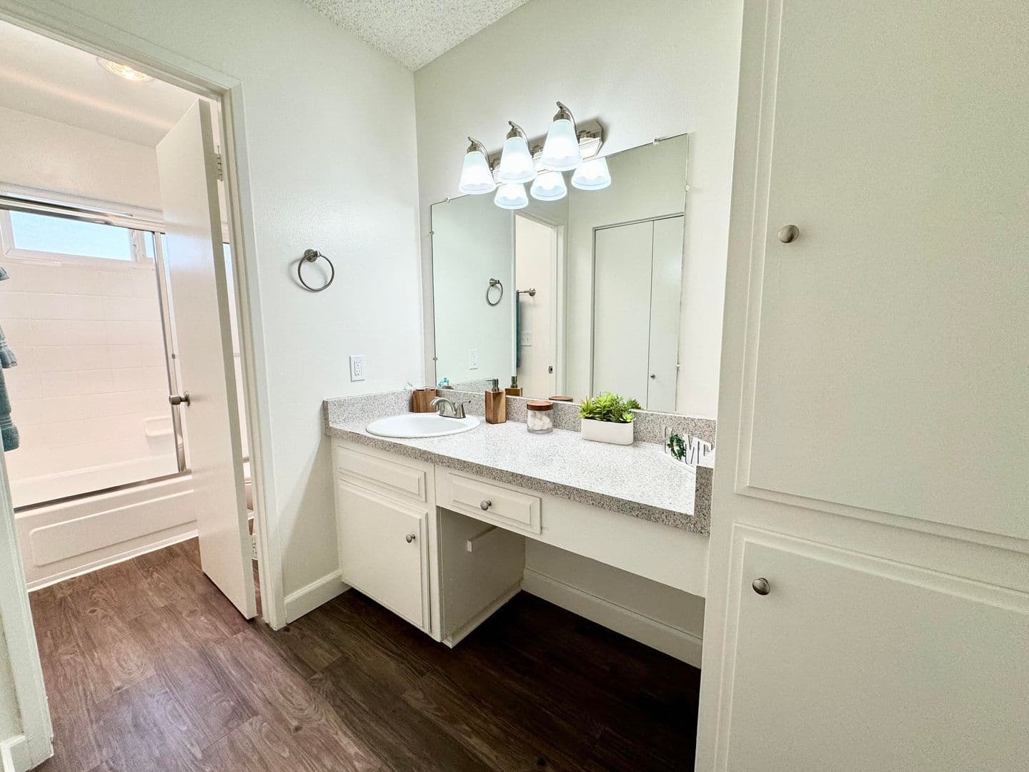 Santa Ana Apartment: 1339-1349 E. Grace St