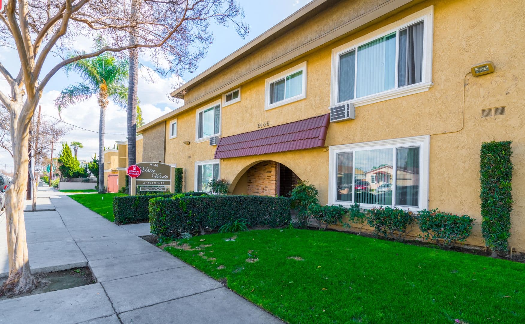 Bellflower Apartment: 9146 Somerset Blvd