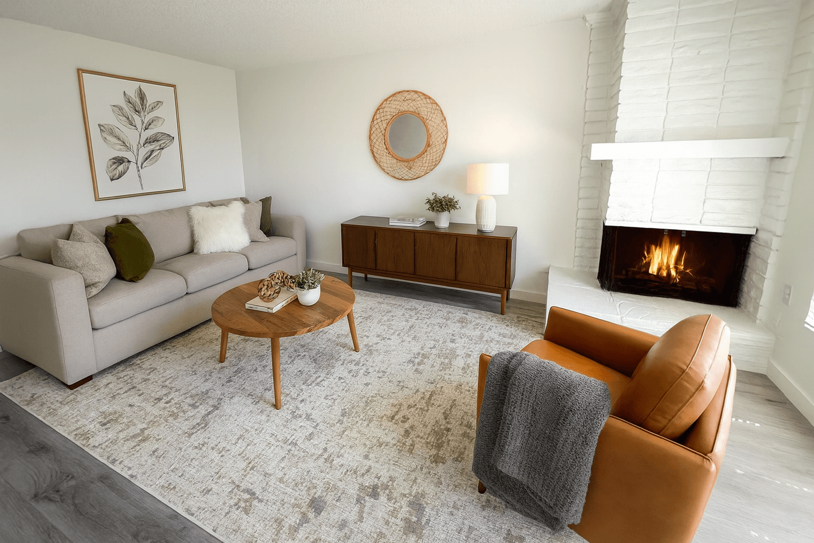 Fullerton Apartment: 717 N Carhart Ave