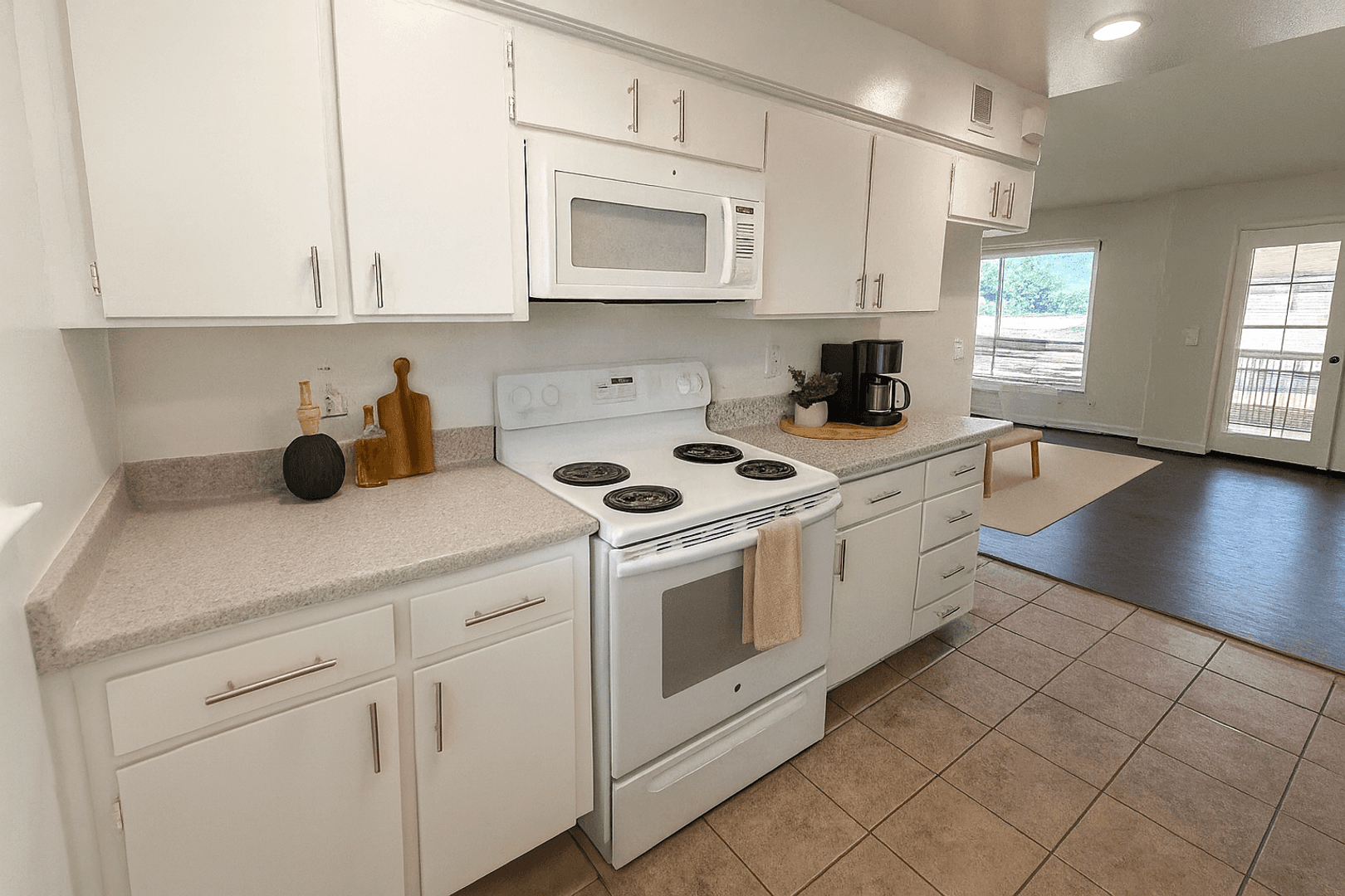 Garden Grove Apartment: 8911-8923 Mays Ave