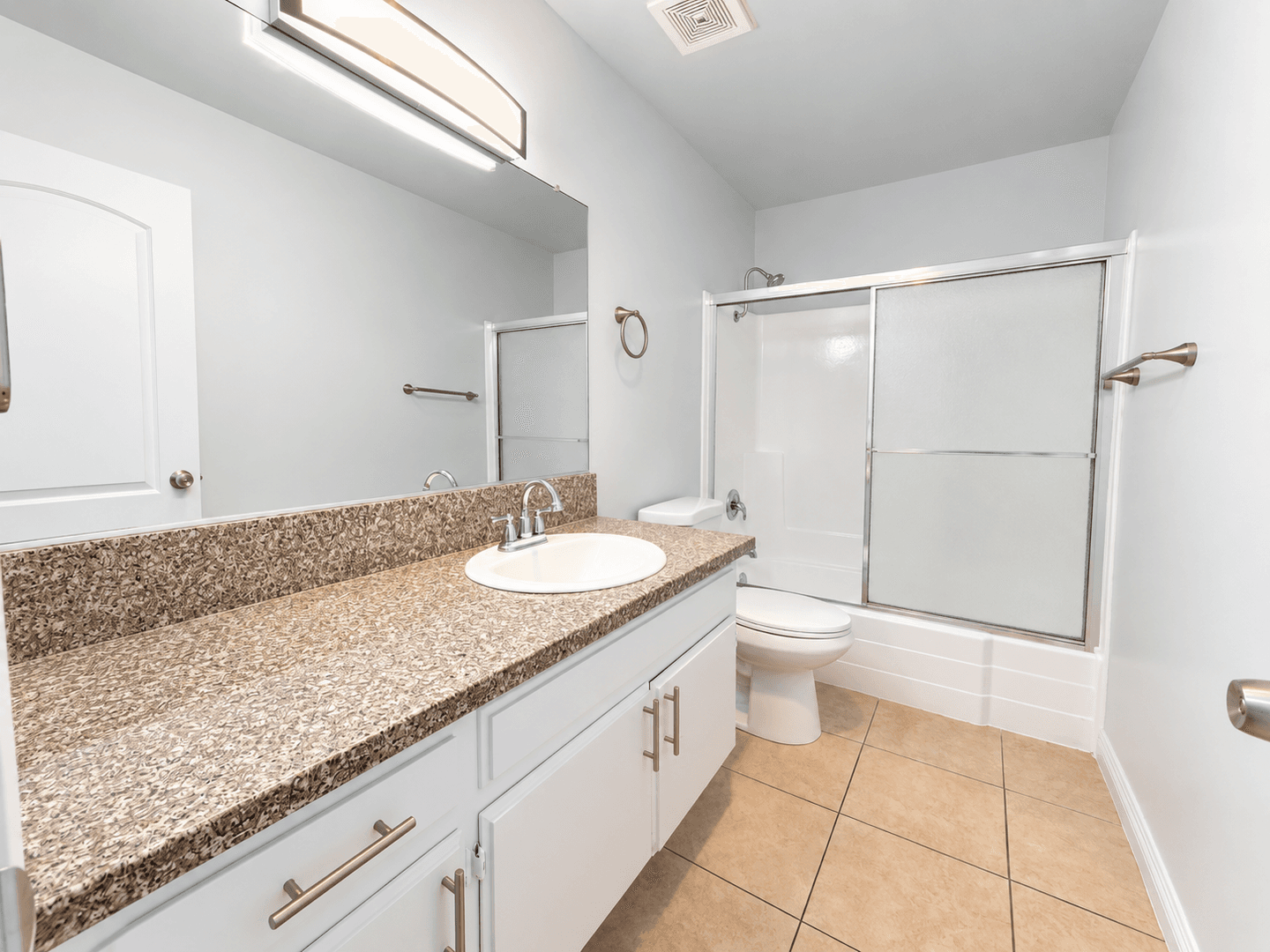 Tustin Apartment: 1071 Walnut Ave