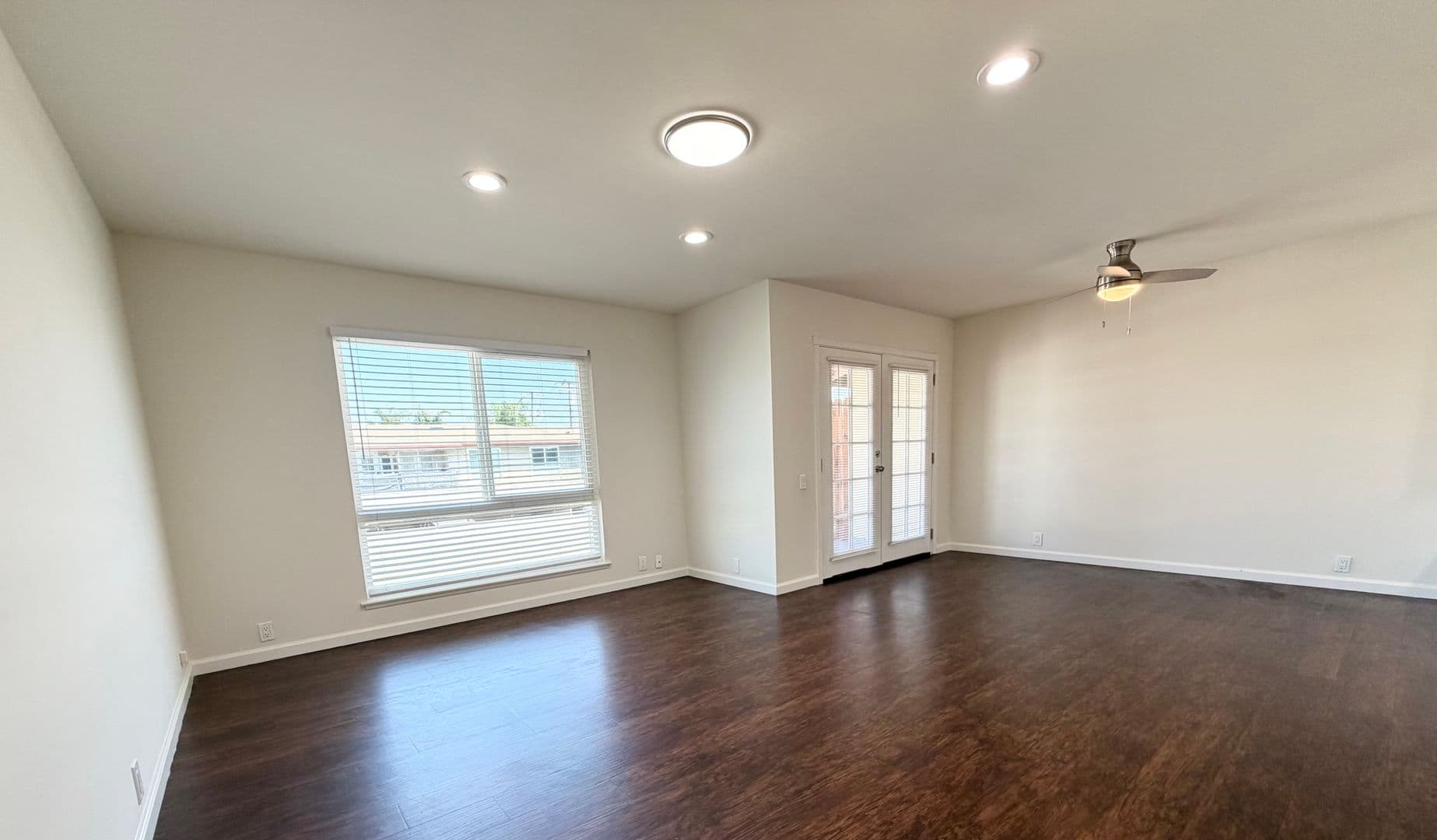 Garden Grove Apartment: 8911-8923 Mays Ave