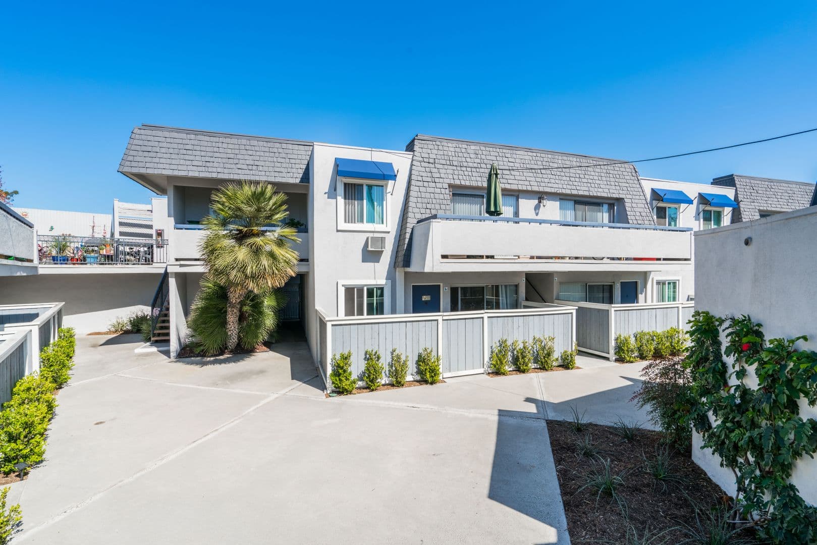Huntington Beach Apartment: 8131 San Angelo Drive