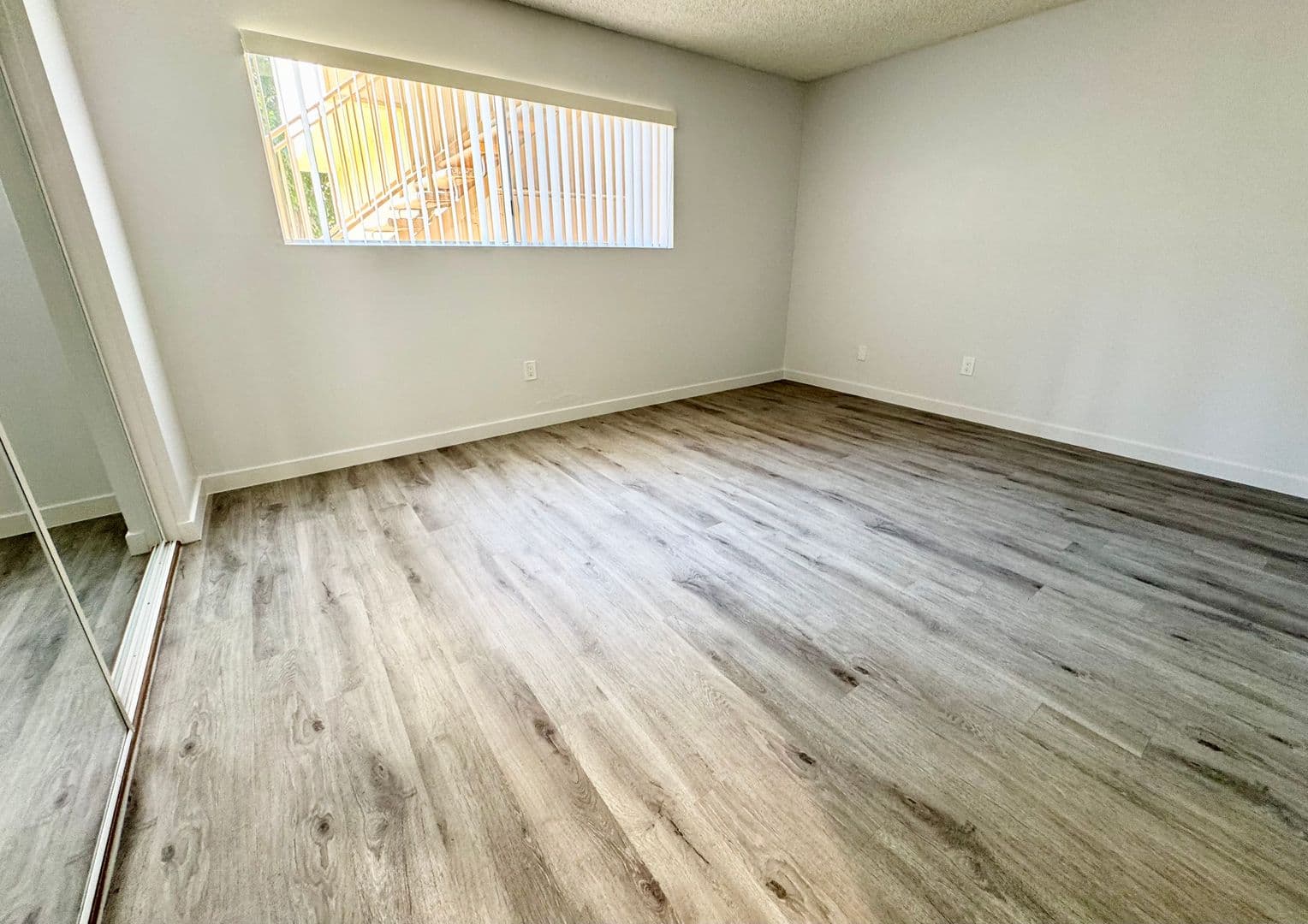 Santa Ana Apartment: 1750 Sherry Lane