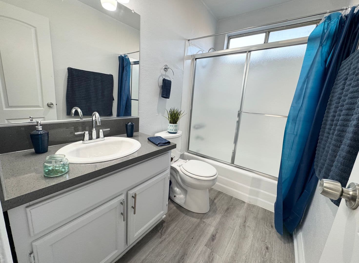 Bellflower Apartment: 16275 Woodruff Avenue