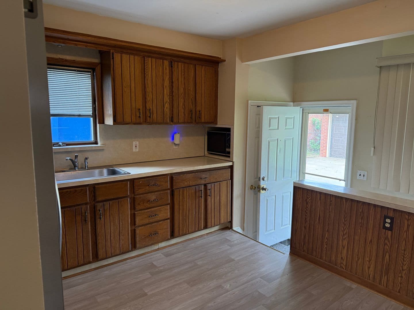 Warren House: 4583 E Thirteen Mile Rd