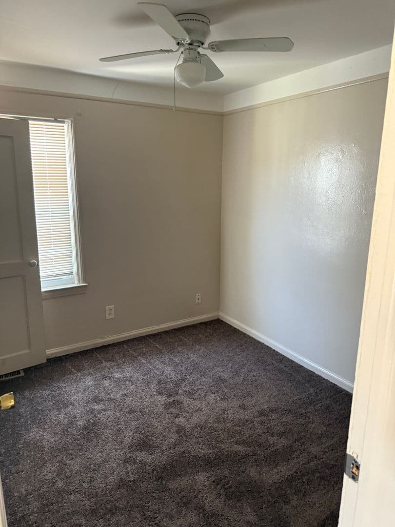 Warren House: 8660 Timken Ave