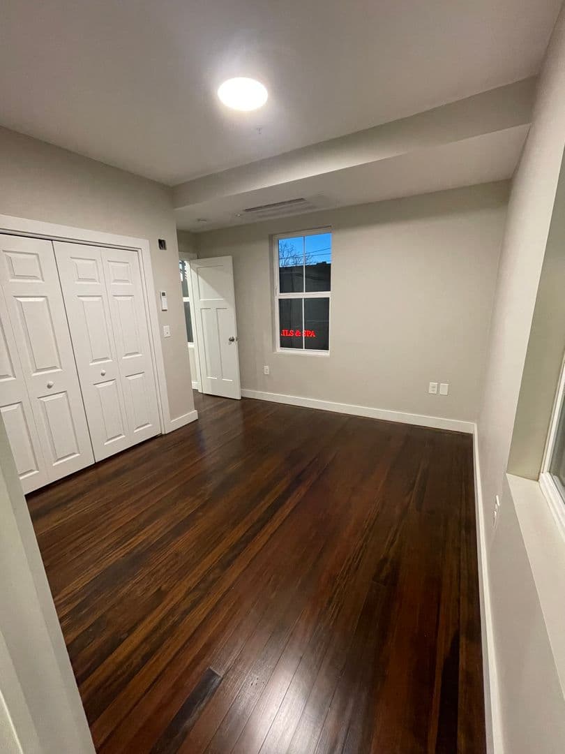 Providence Apartment: 361 Admiral Street