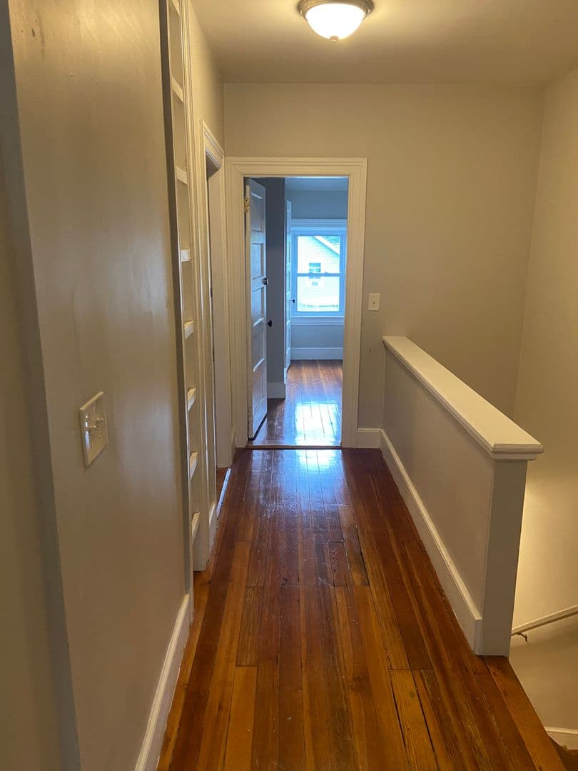 Providence Apartment: 94 Oakland Ave.