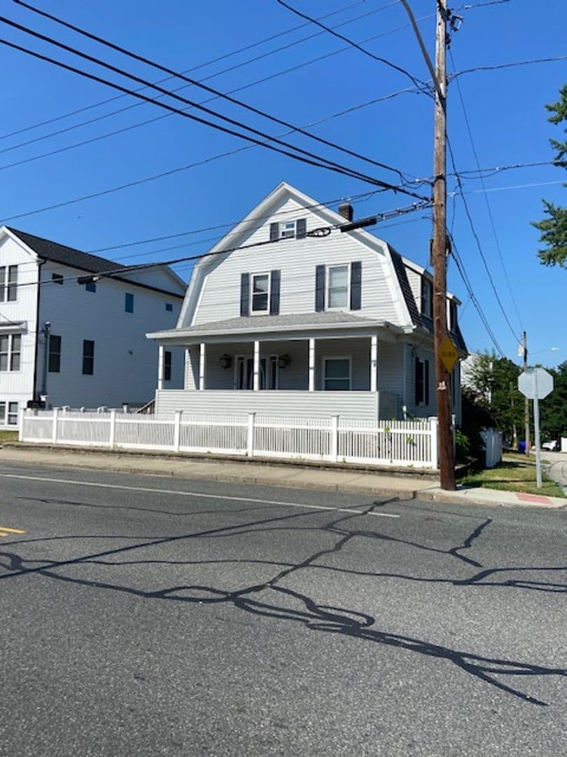 Providence House: 184 Fruit Hill Ave.
