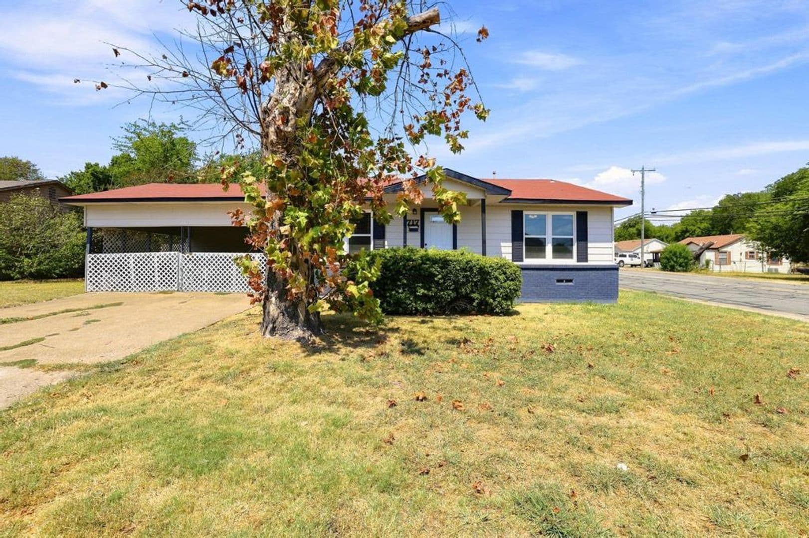 Sherman House: 1717 E. Cherry St.
