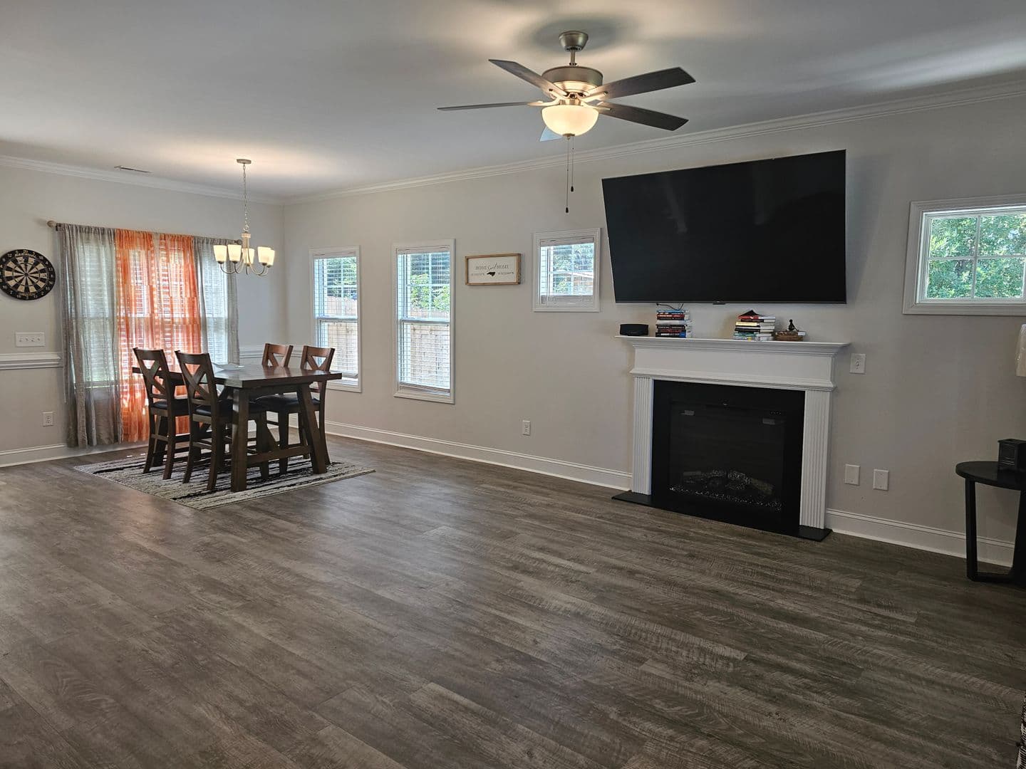 Fayetteville House: 1227 Morgan Street
