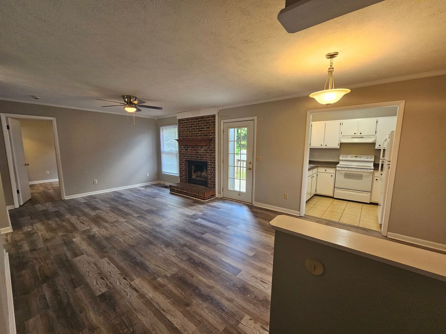 Fayetteville House: 7360 Van Grayson Loop