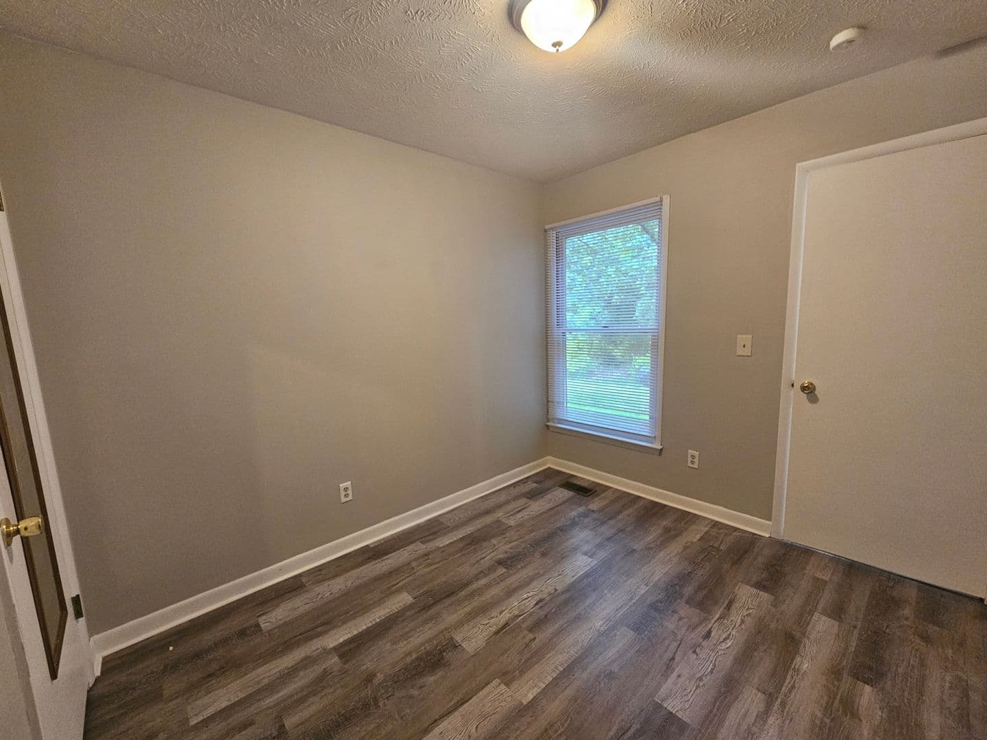 Fayetteville House: 7360 Van Grayson Loop