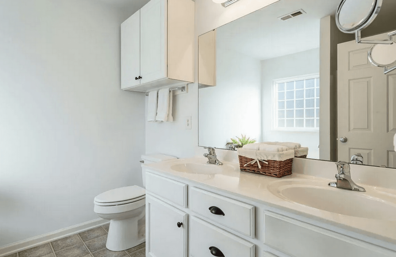 Sanford House: 116 Willow Ridge Drive