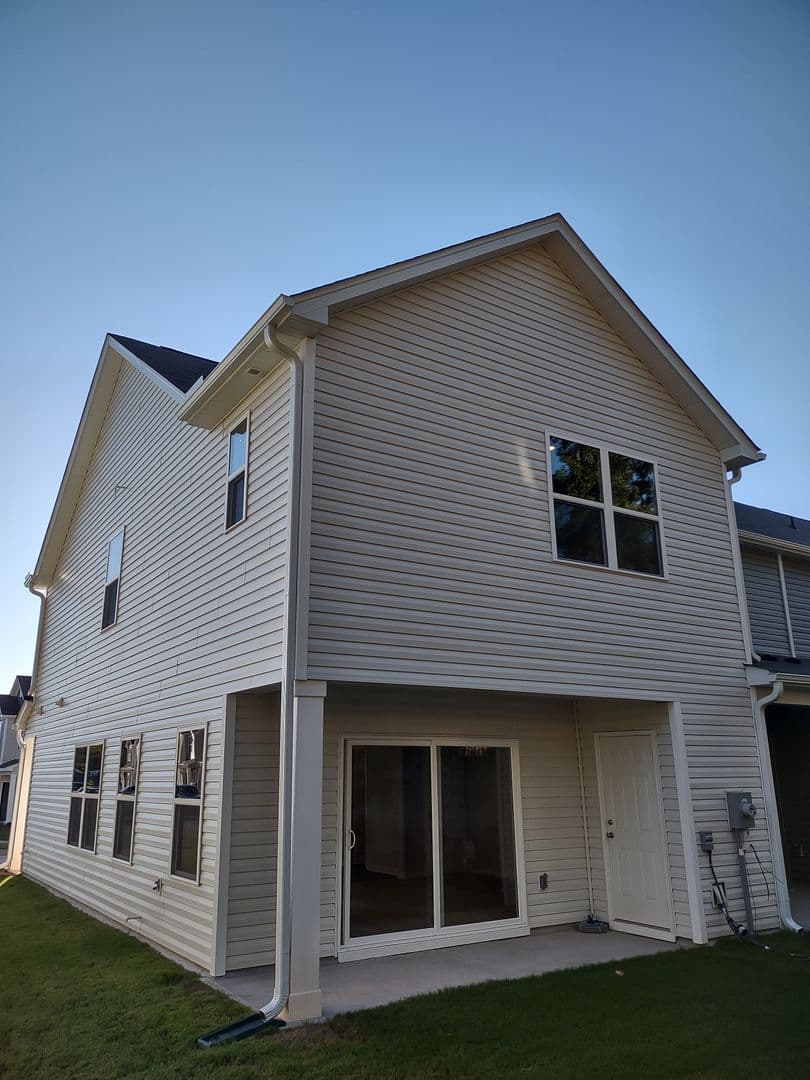 Sanford House: 112 Chandler Court