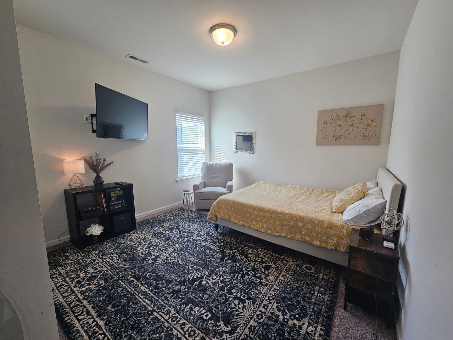 Sanford House: 514 Lionheart Lane