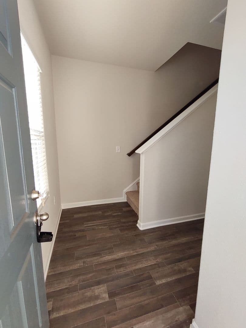 Sanford House: 112 Chandler Court