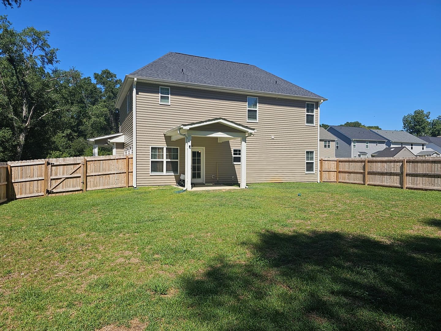 Fayetteville House: 1227 Morgan Street