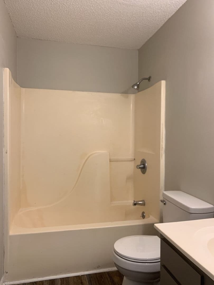 Tuscumbia Apartment: 505 N. Dickson Street