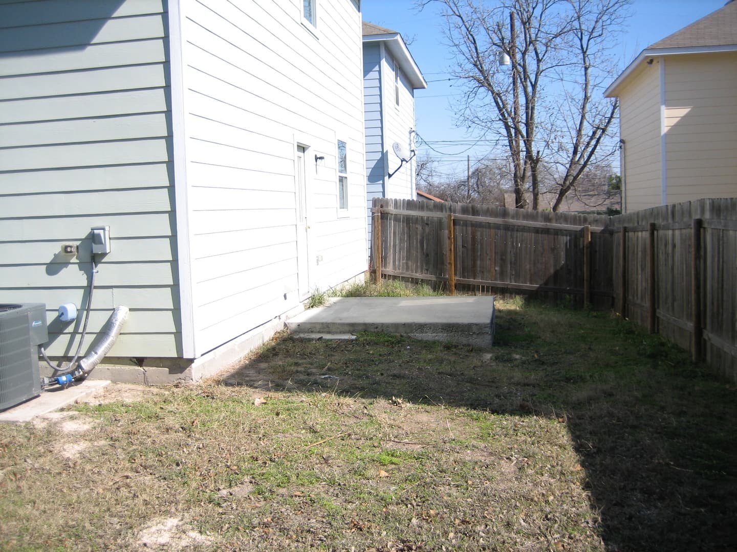 Austin Apartment: 3809 E. Martin Luther King Jr. Blvd.
