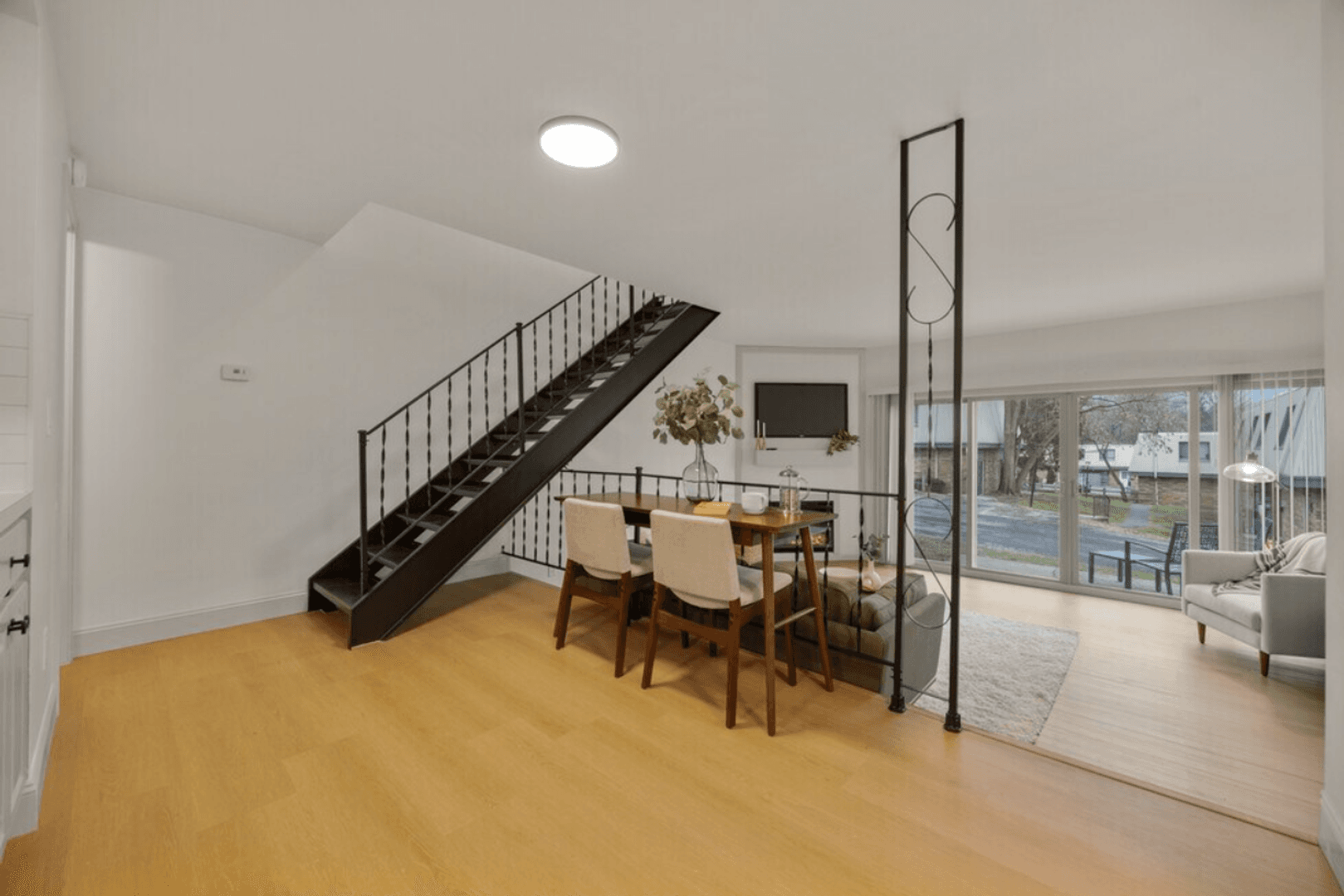 Fayeteville Apartment: 550 Warren St