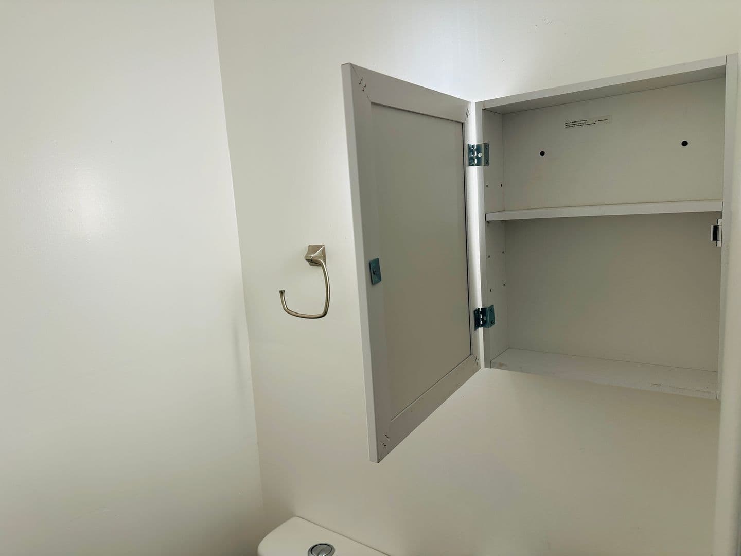 Laurel Apartment: 711 E. Main St. #5