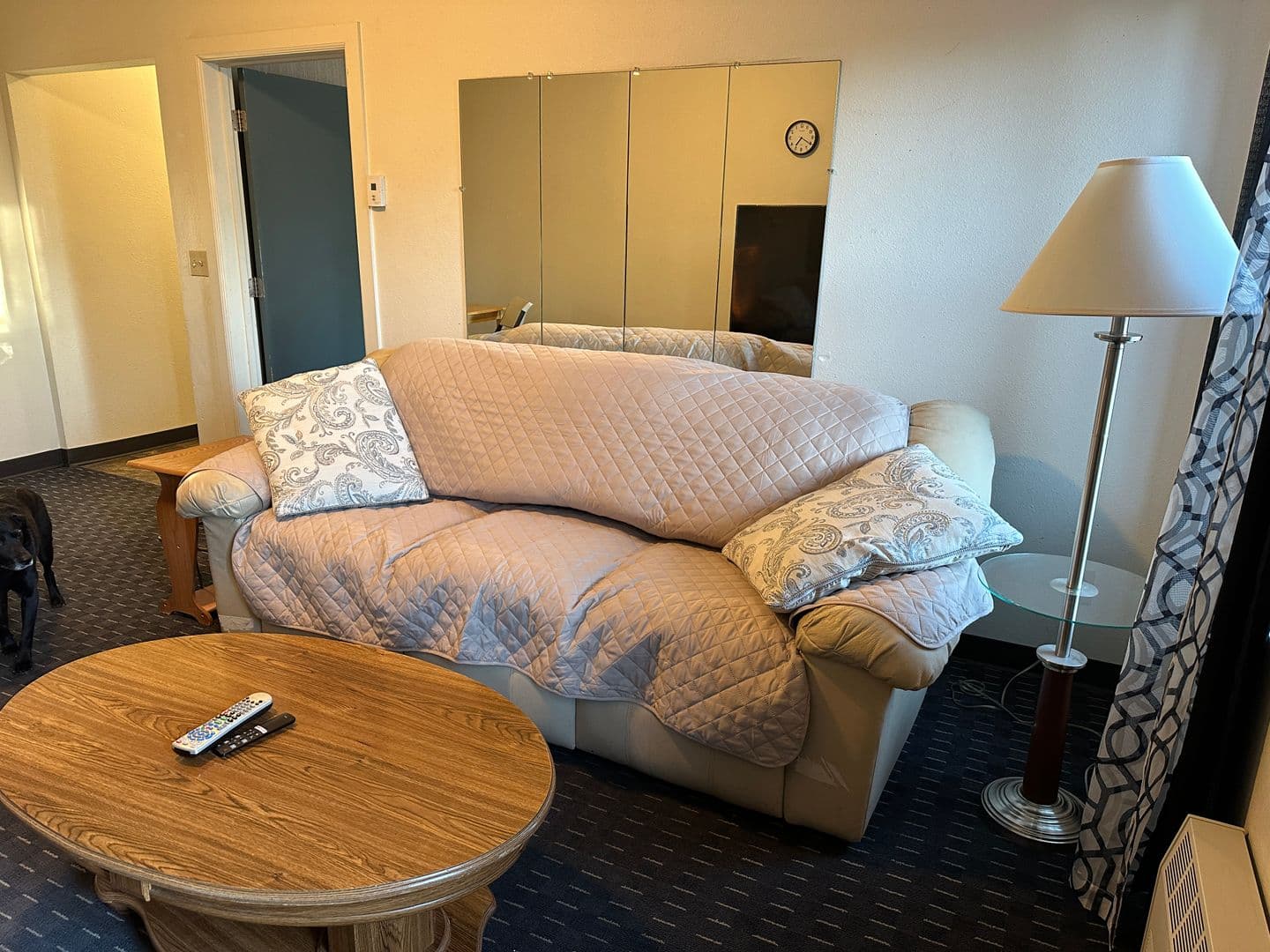 Billings Apartment: 3404 2nd Ave. N. #6