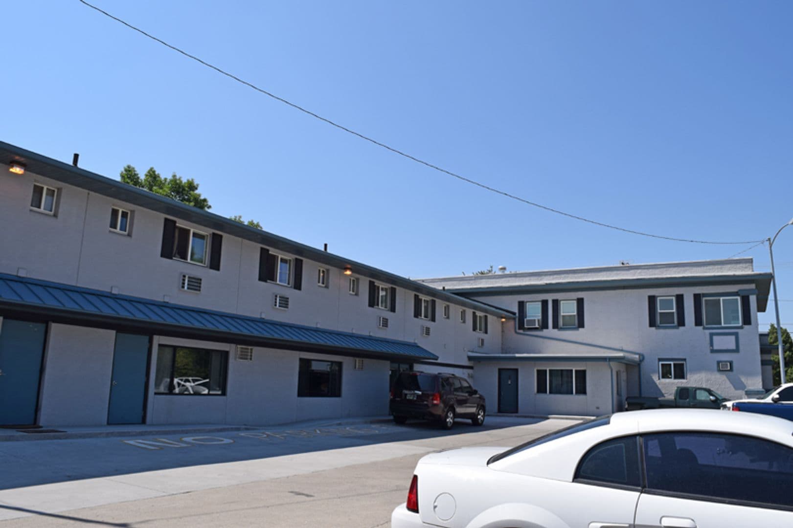 Billings Apartment: 3404 2nd Ave. N. #26