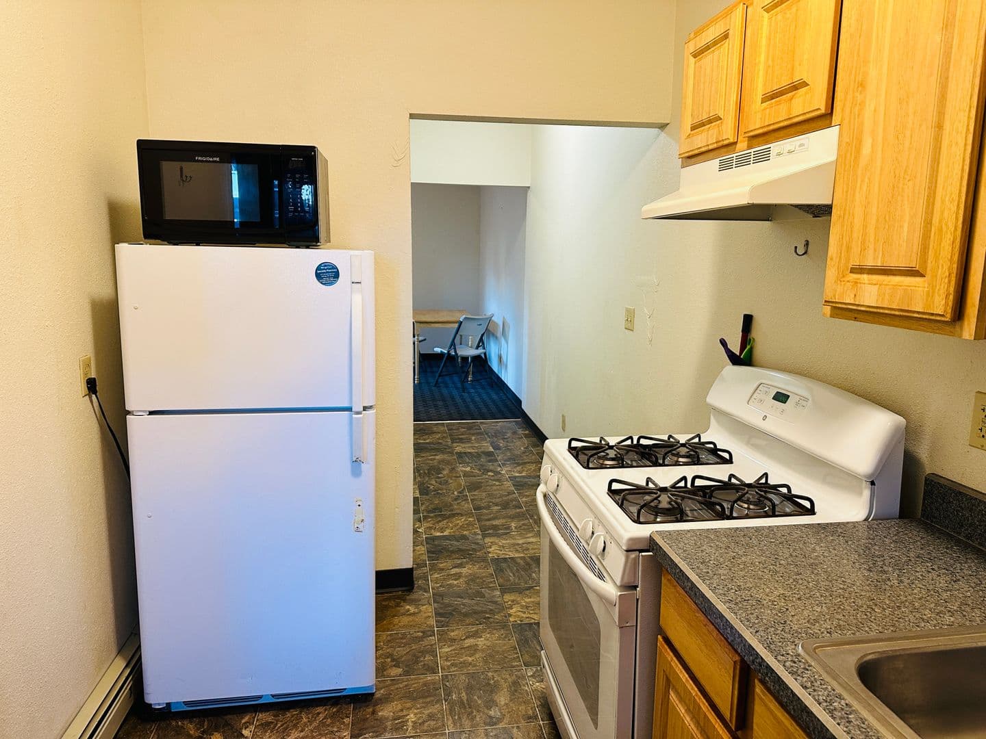 Billings Apartment: 3404 2nd Ave. N. #6