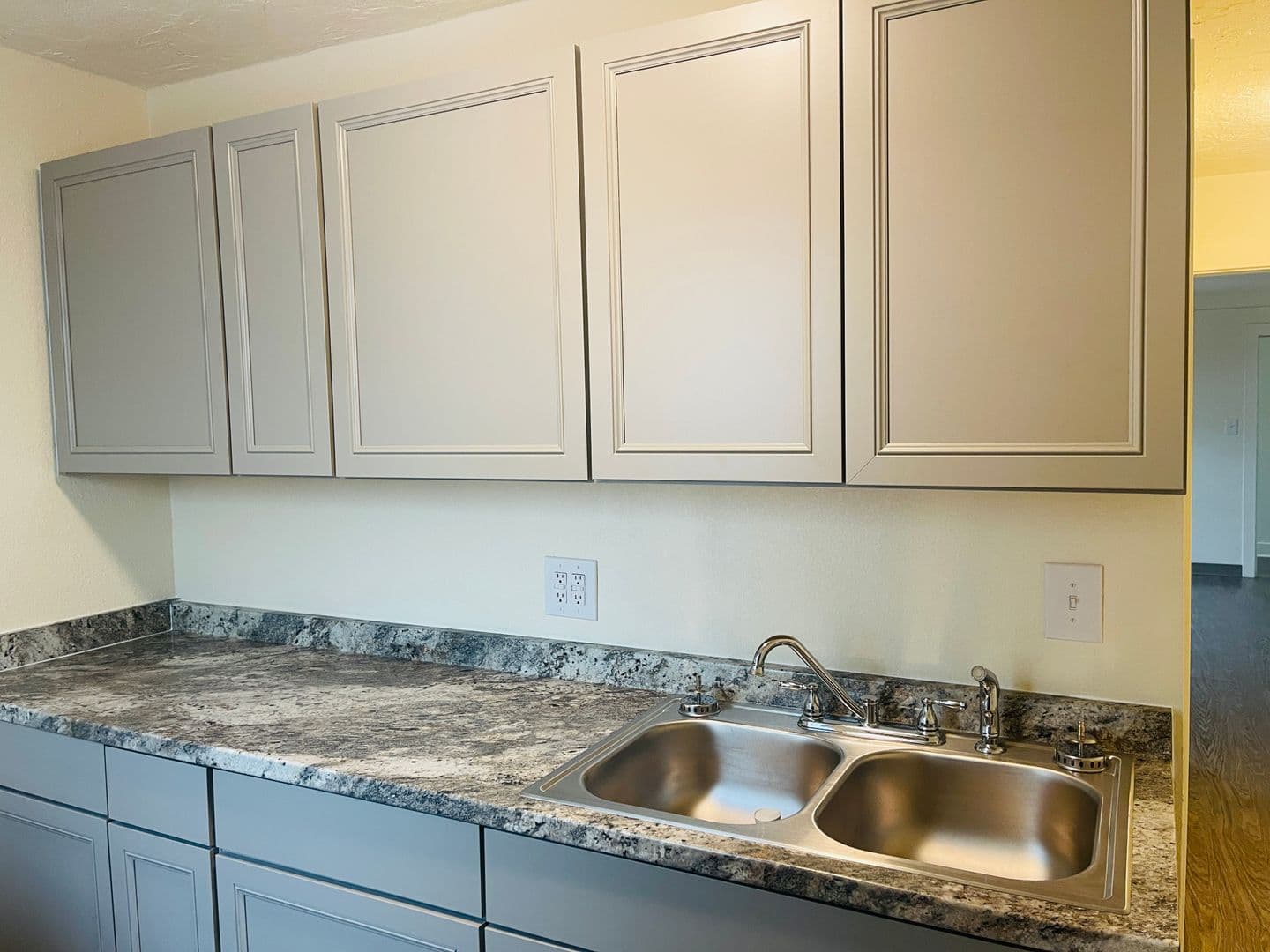 Billings Apartment: 207 North 34th St. #5