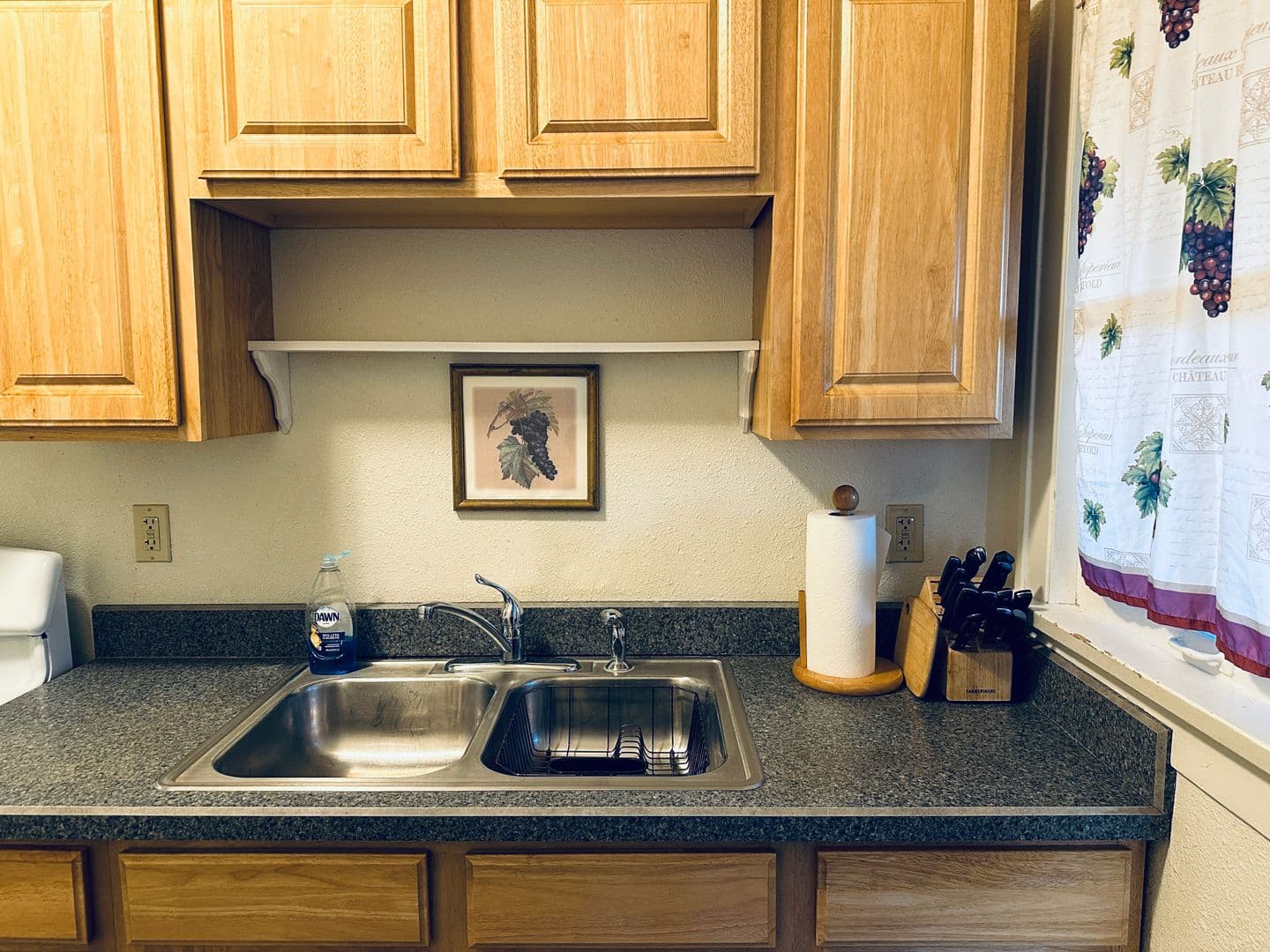 Billings Apartment: 3404 2nd Ave. N. #6