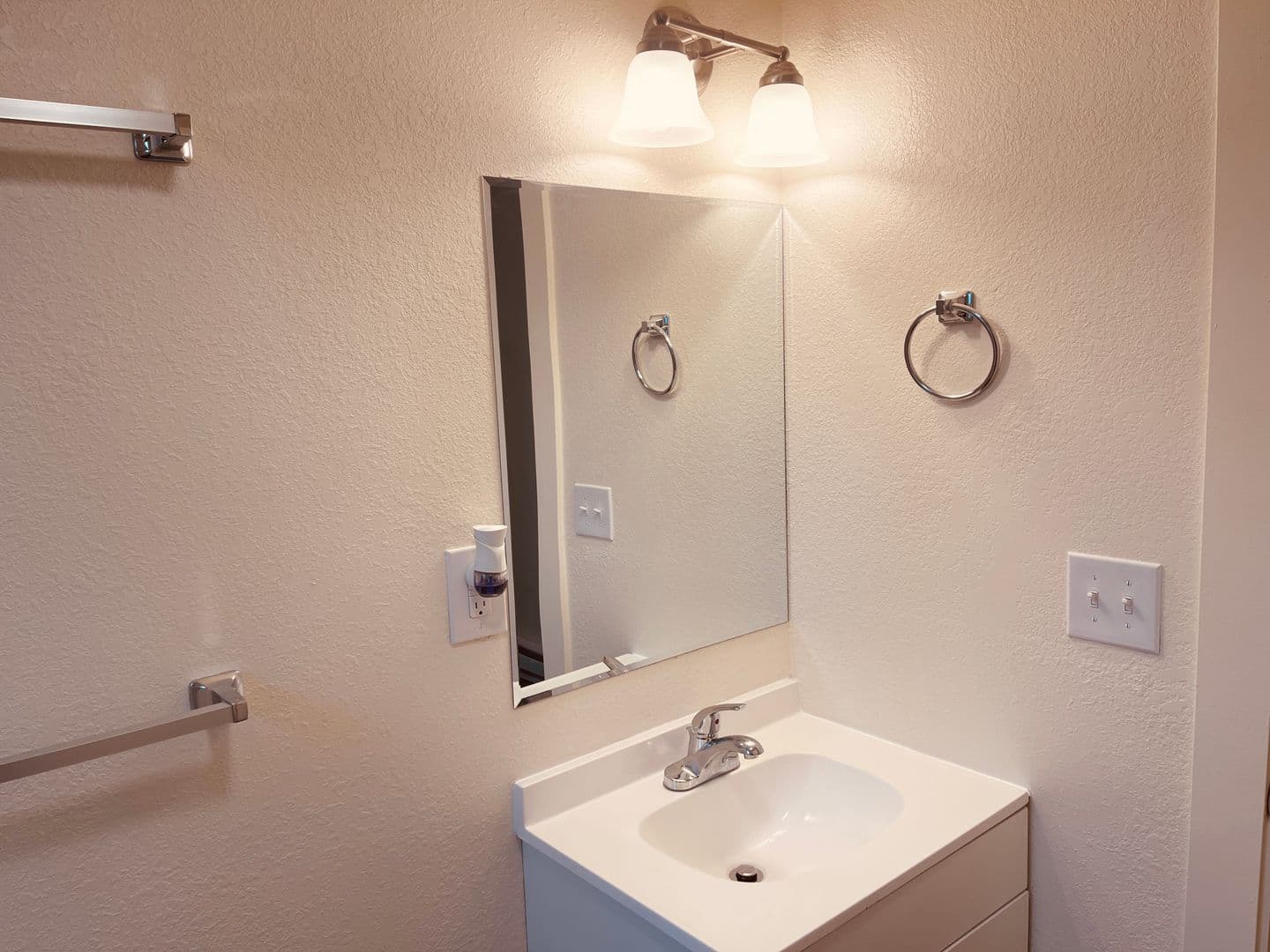 Billings Apartment: 207 North 34th St. #5