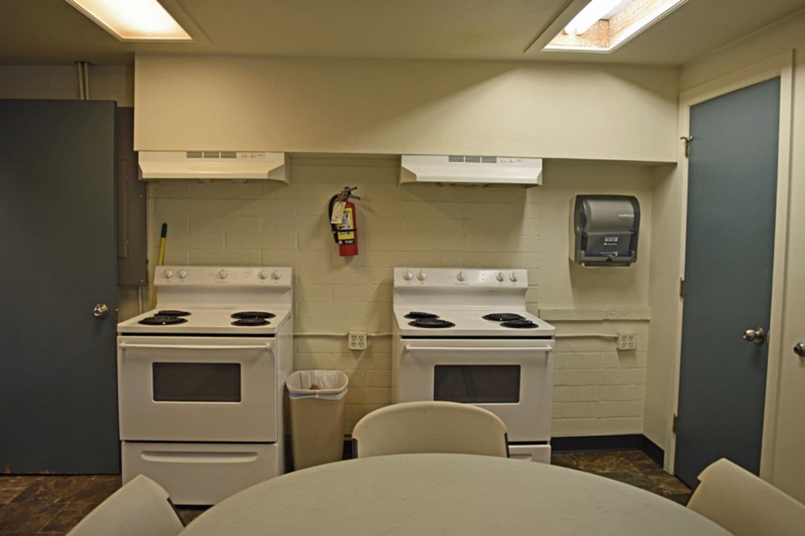 Billings Apartment: 3404 2nd Ave. N. #26
