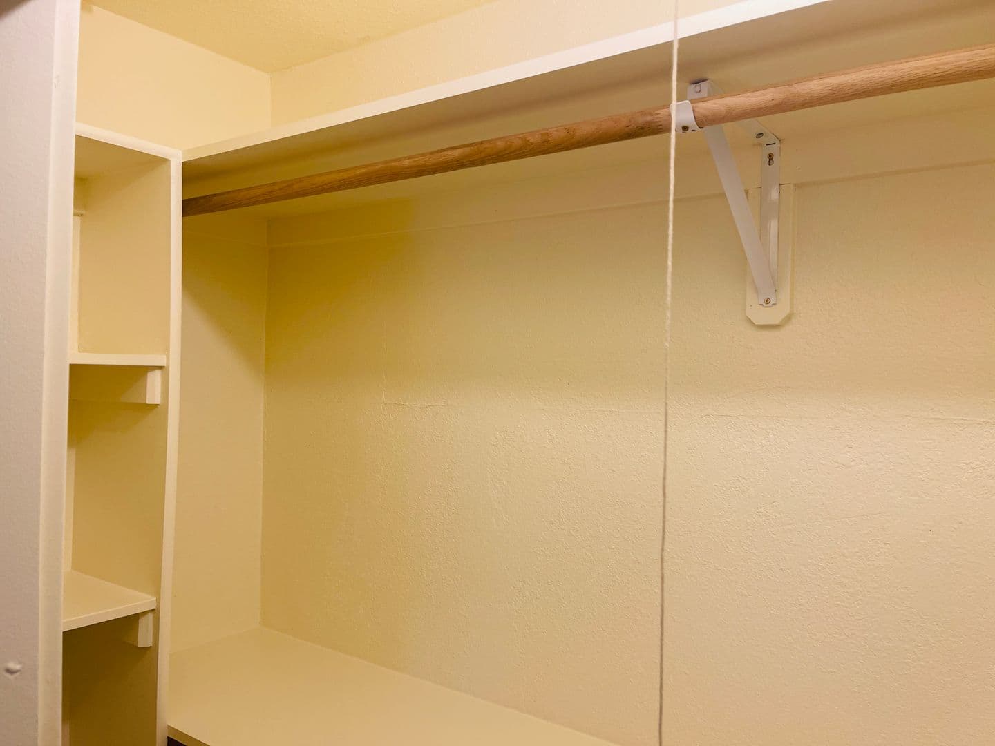 Billings Apartment: 207 North 34th St. #5