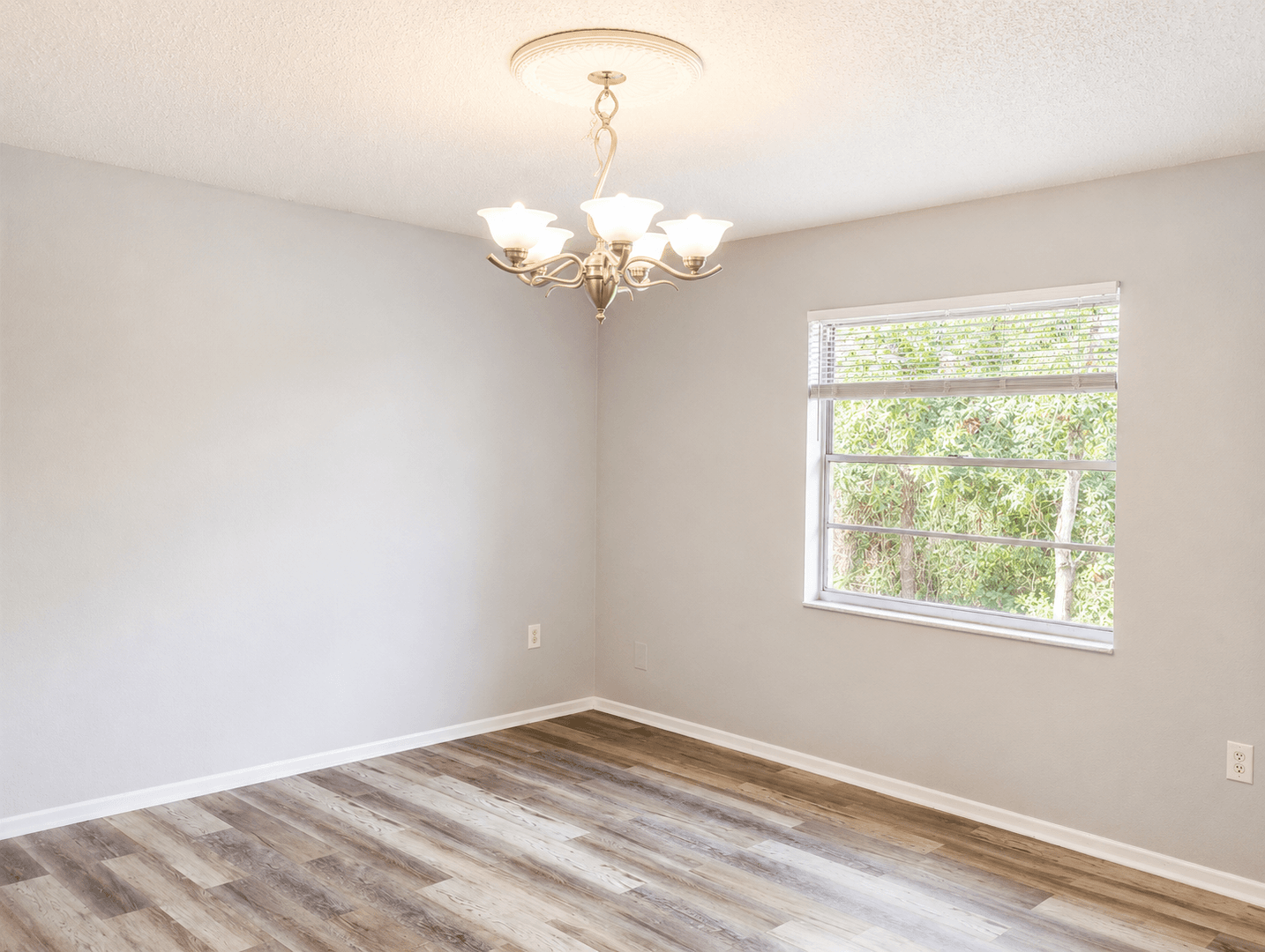 Spring Hill House: 1275 Sylvia Avenue