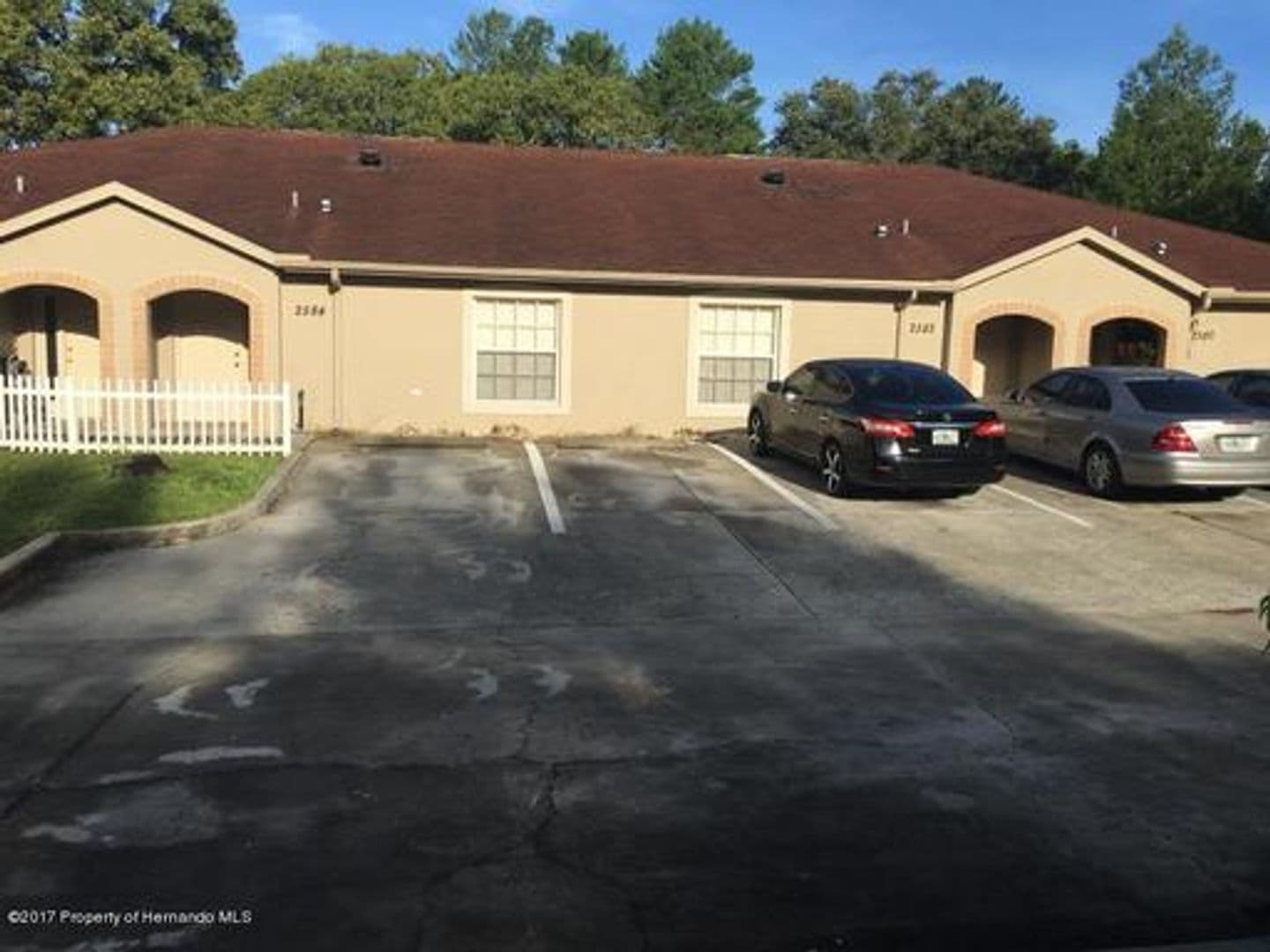 Spring Hill House: 2582 Landover Blvd.
