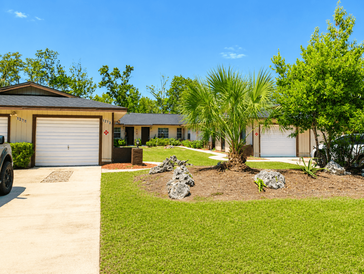 Spring Hill House: 1273 Sylvia Avenue