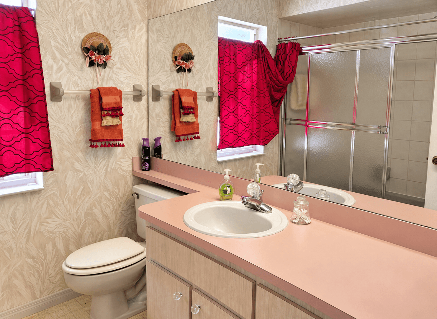 Spring hill House: 3026 Lackland Ave