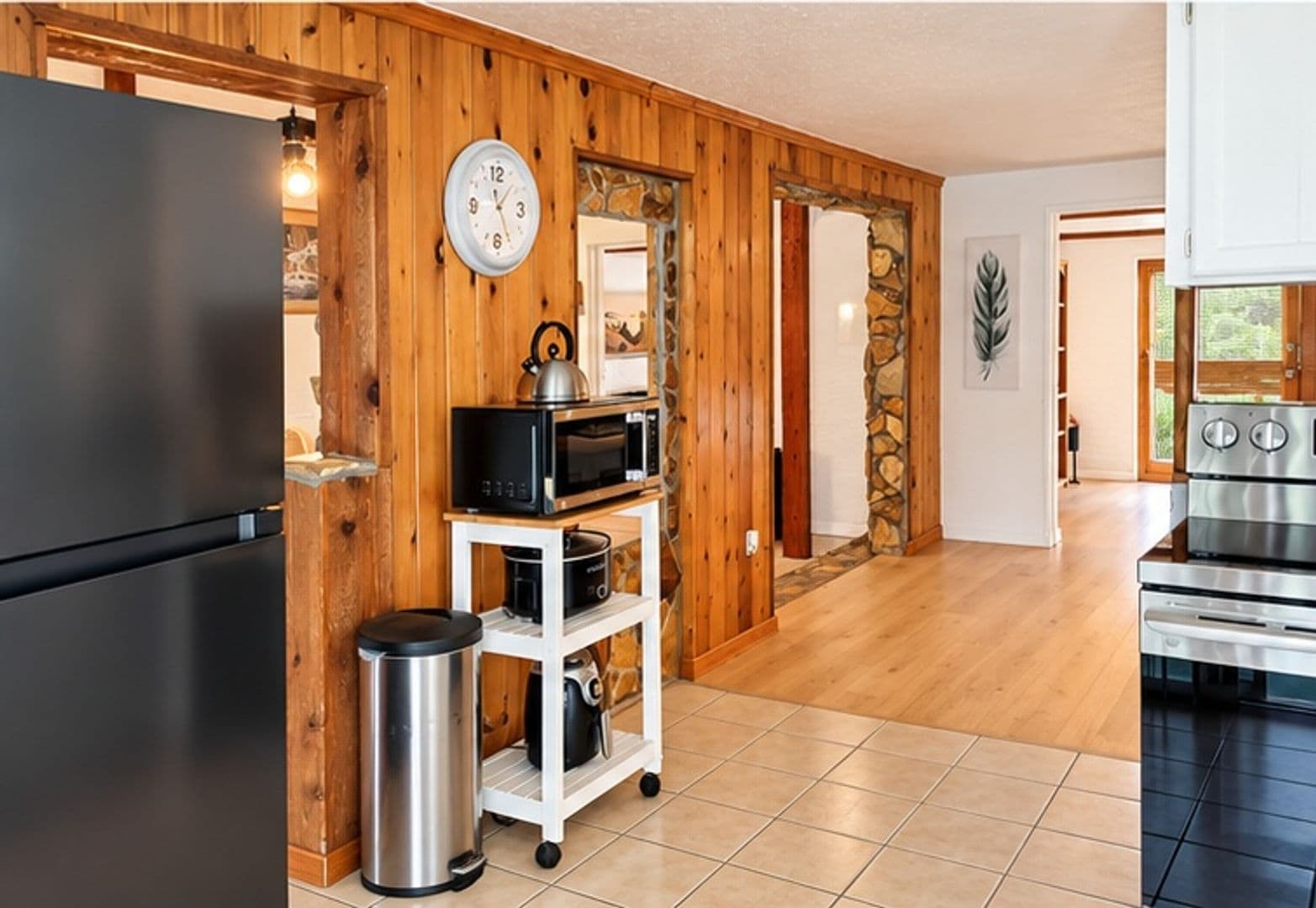 Hudson House: 14709 Fair Oak Way