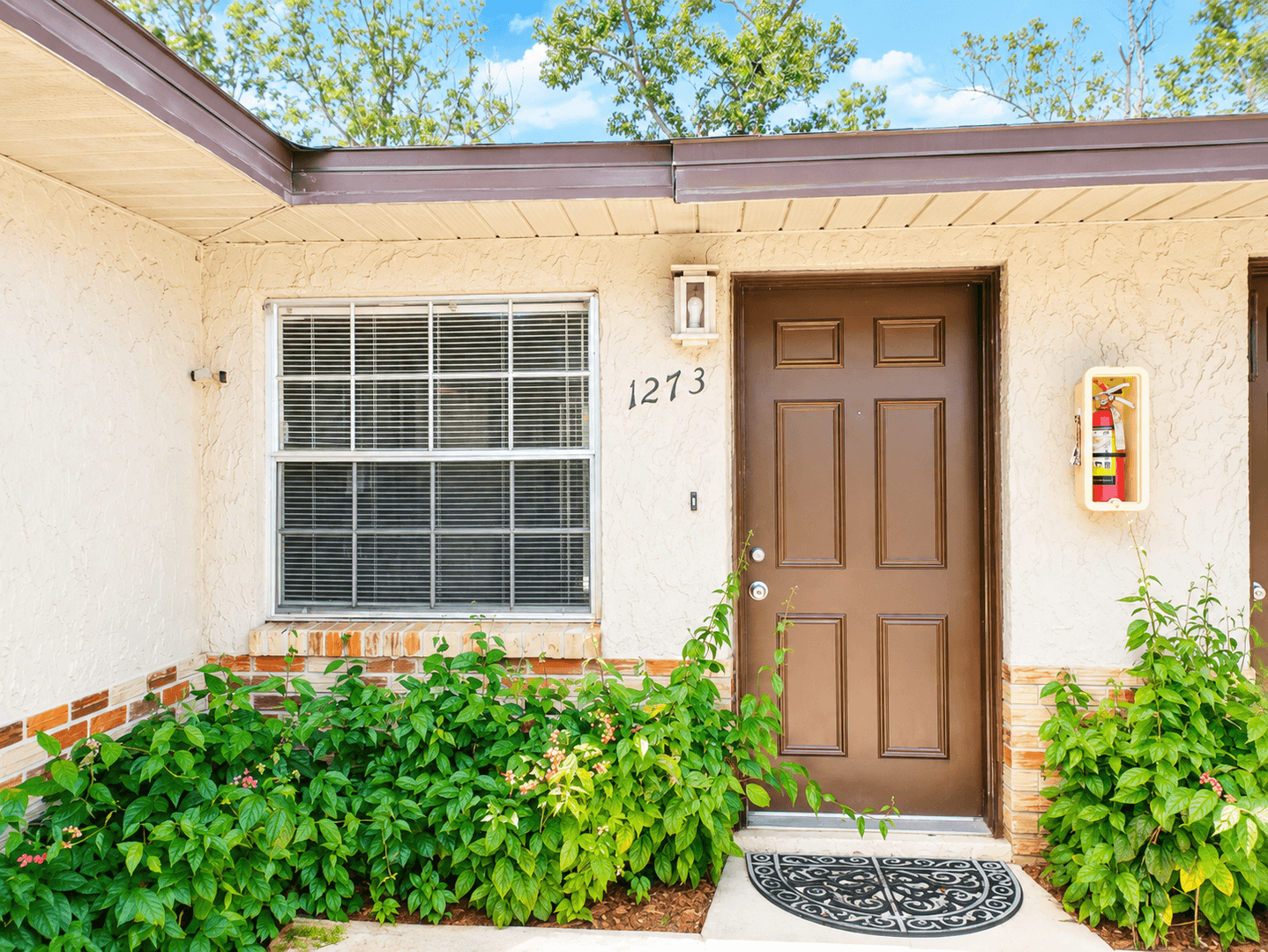 Spring Hill House: 1273 Sylvia Avenue
