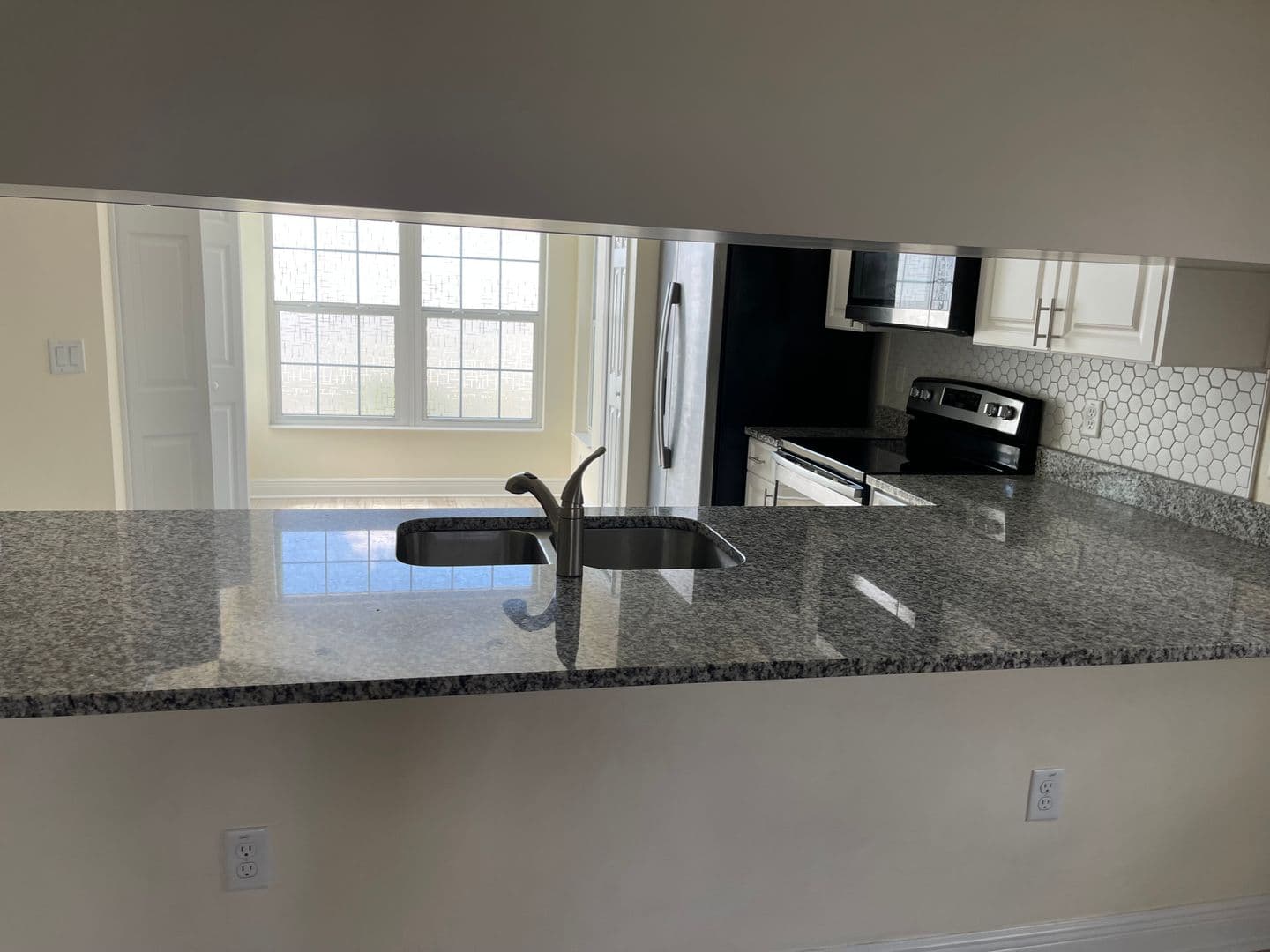 Hudson House: 10114 Briar Circle