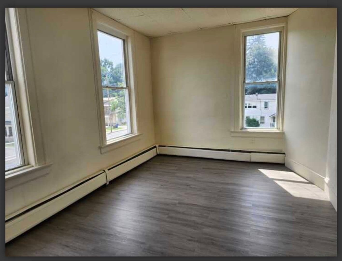 Bennington Apartment: 324 Pleasant Street