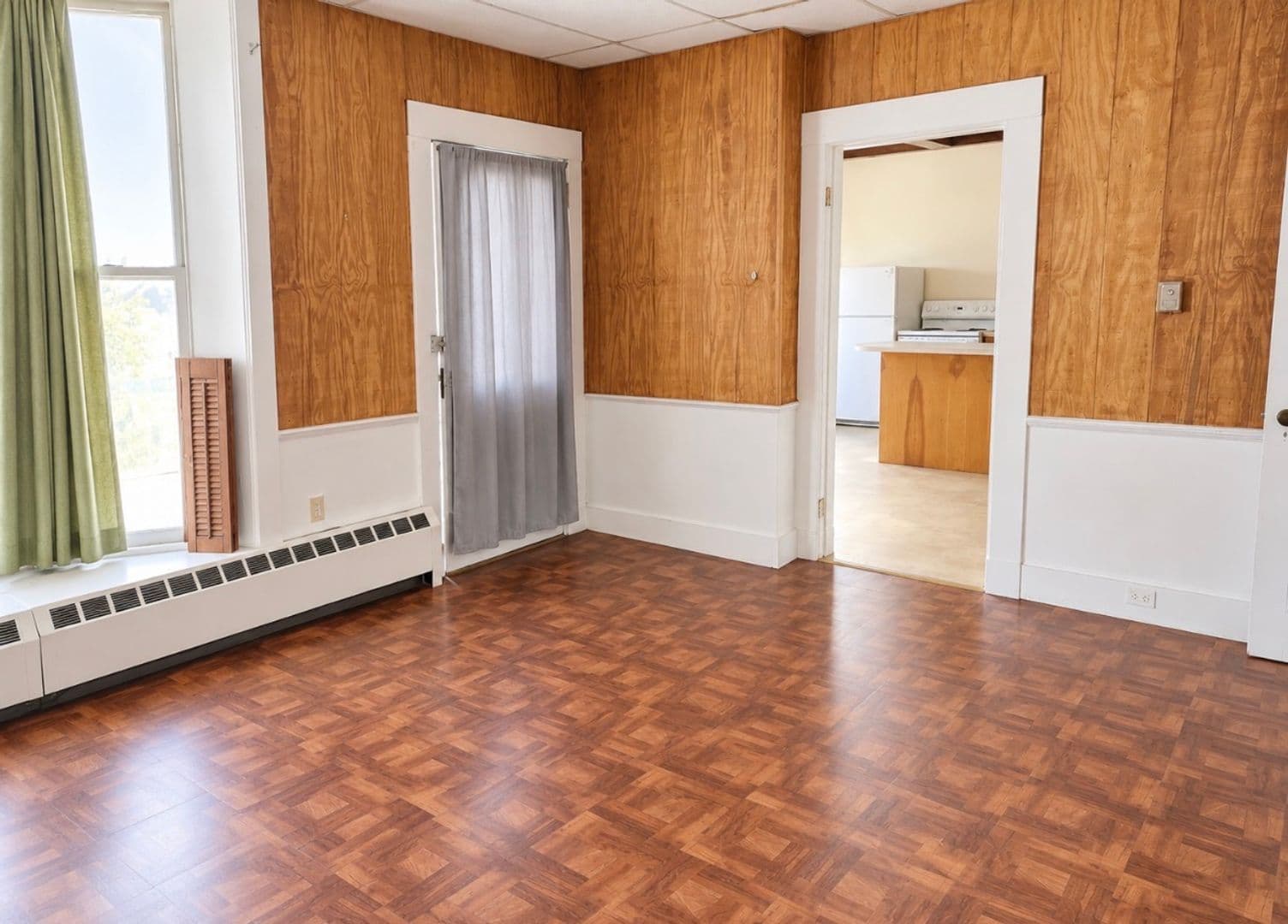 Chester Apartment: 617 Depot Street