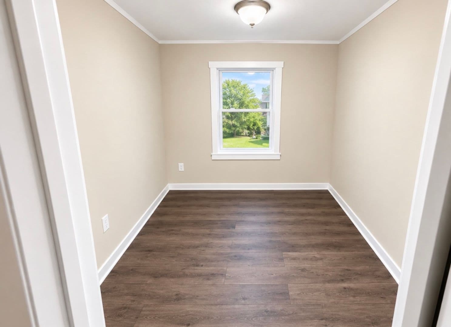 Mendon Apartment: 11-91 Mountain Commons Rd
