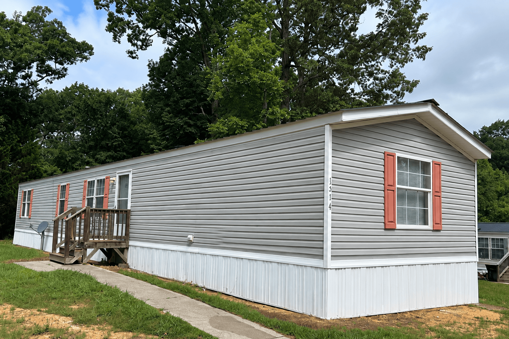 Siler City Apartment: Hampton Village
