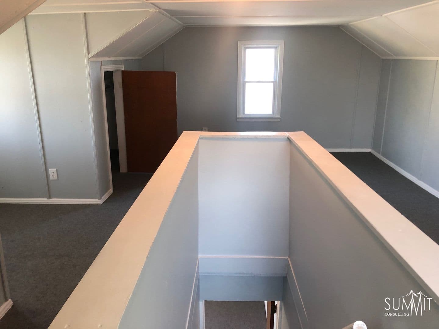Centerline House: 6712 Braun *